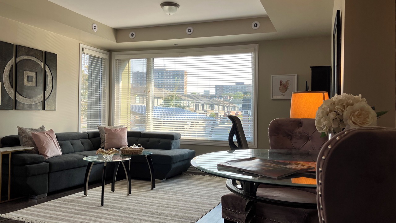 Photo of Livingroom in Ottawa Division