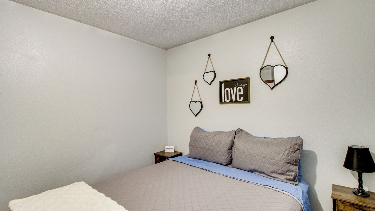 Photo of Bedroom in Cushing