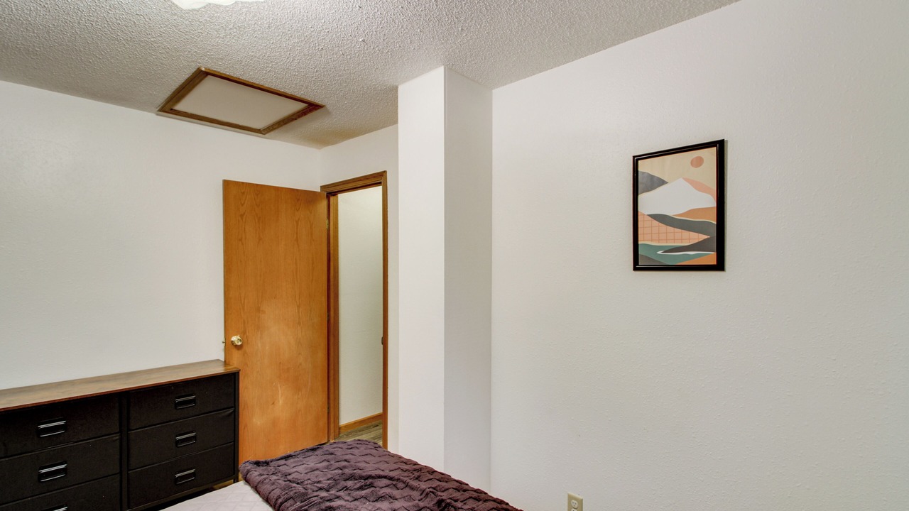 Photo of Bedroom in Cushing
