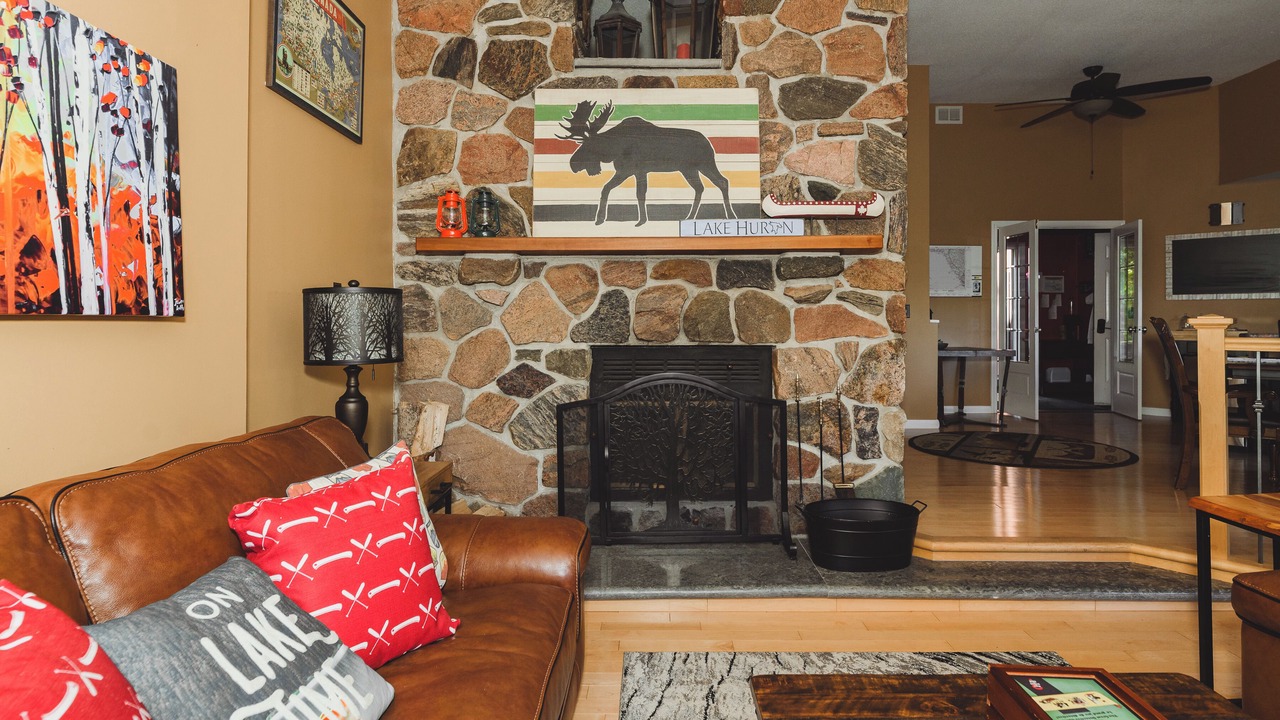 Photo of Livingroom in Tobermory