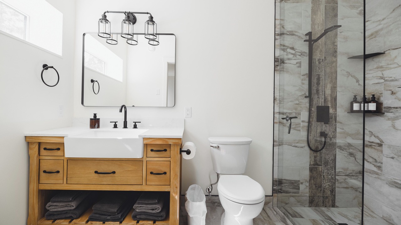Photo of Bathroom in Tobermory