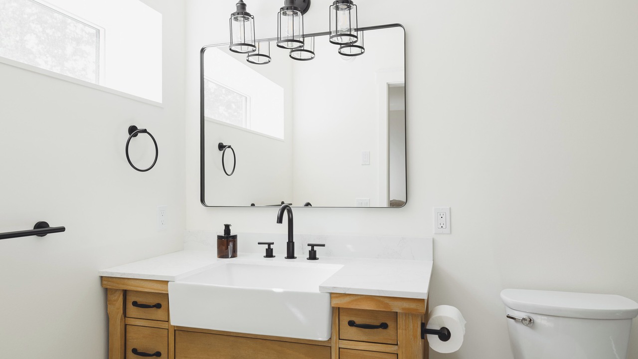Photo of Bathroom in Tobermory