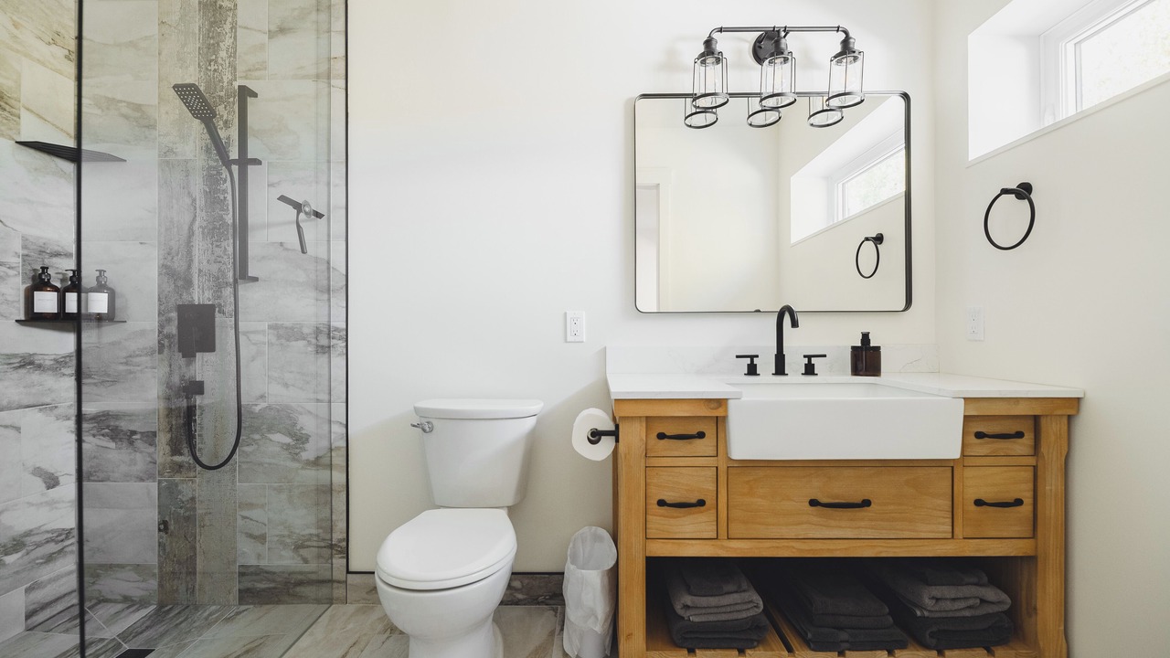 Photo of Bathroom in Tobermory