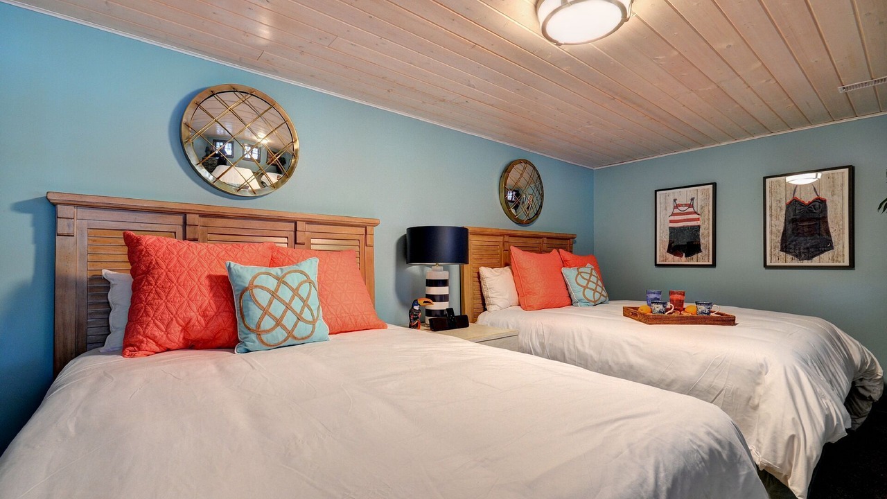 Photo of Bedroom in Eagle Lake