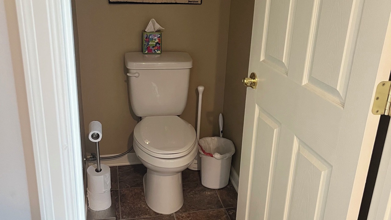 Photo of Bathroom in Le Center