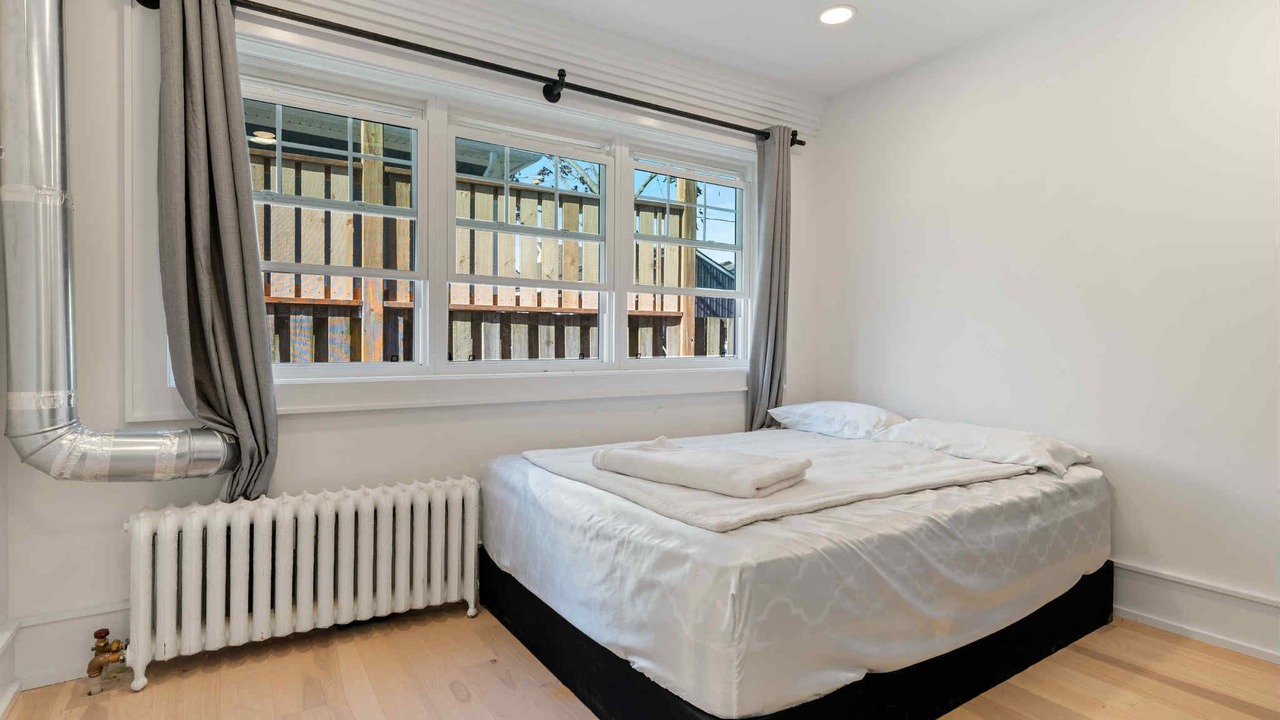Photo of Bedroom in Turkey Point