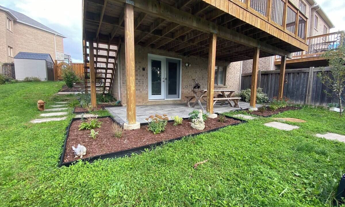 Photo of Outdoor in Oakville