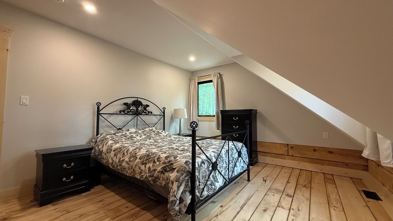 Photo of Bedroom in Central Frontenac