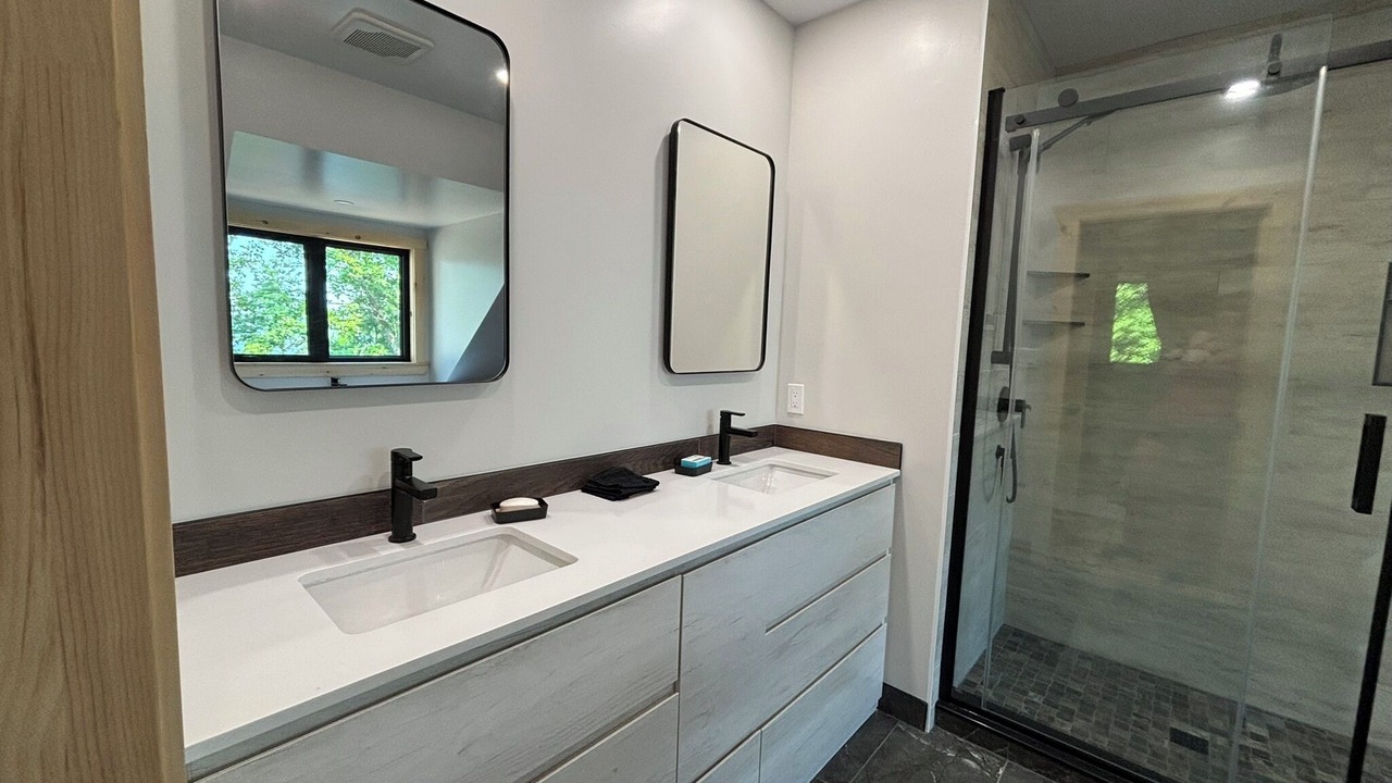 Photo of Bathroom in Central Frontenac