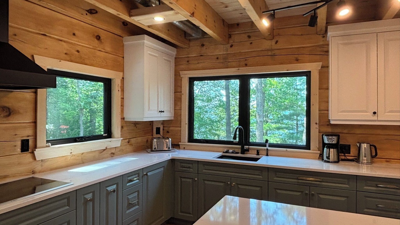 Photo of Kitchen in Central Frontenac