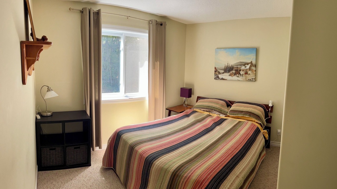 Photo of Bedroom in Lake of Bays