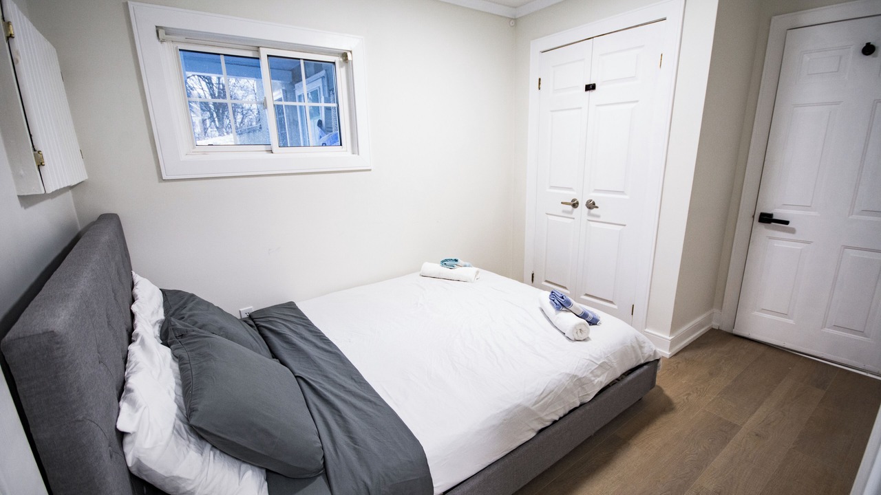 Photo of Bedroom in Penetanguishene