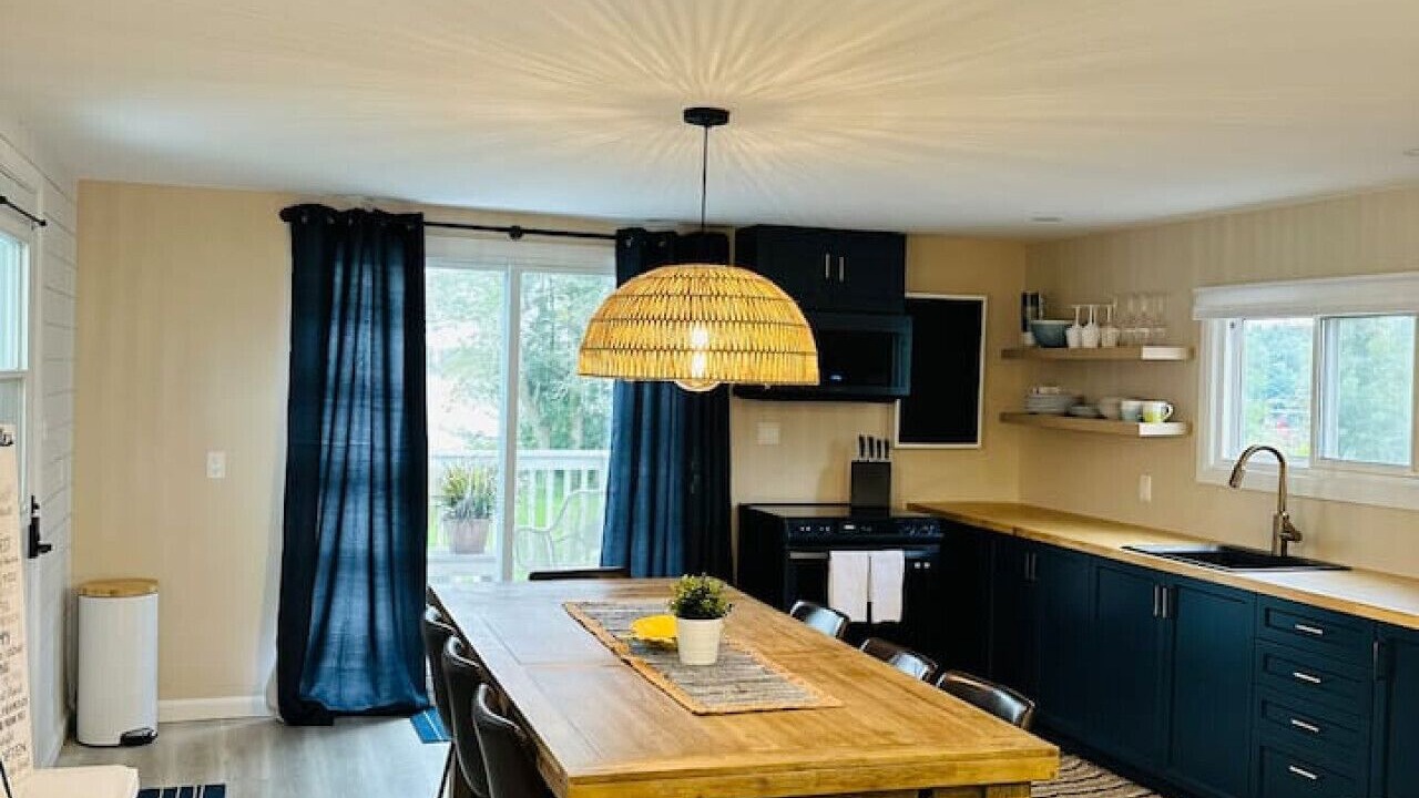 Photo of Livingroom in Gravenhurst