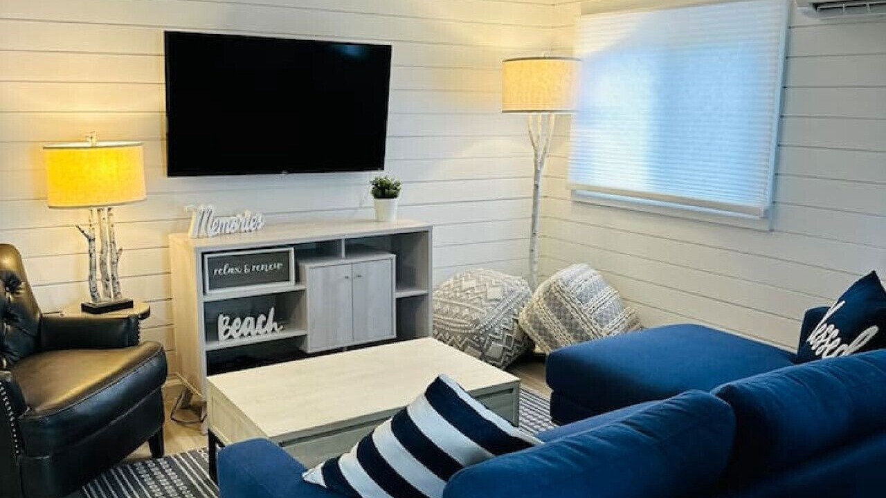 Photo of Livingroom in Gravenhurst