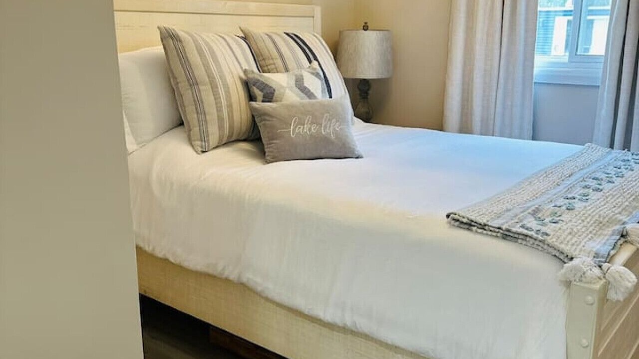Photo of Bedroom in Gravenhurst