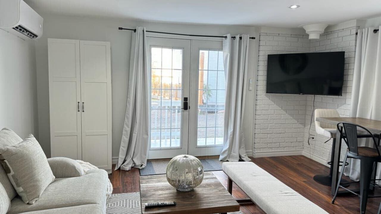 Photo of Livingroom in Gravenhurst