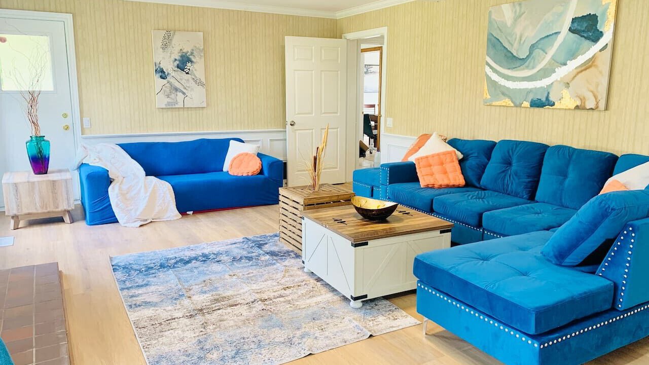 Photo of Livingroom in Richmond Hill