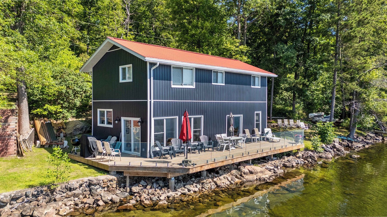 Photo of Outdoor in Central Frontenac