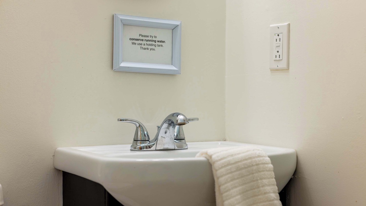 Photo of Bathroom in Central Frontenac