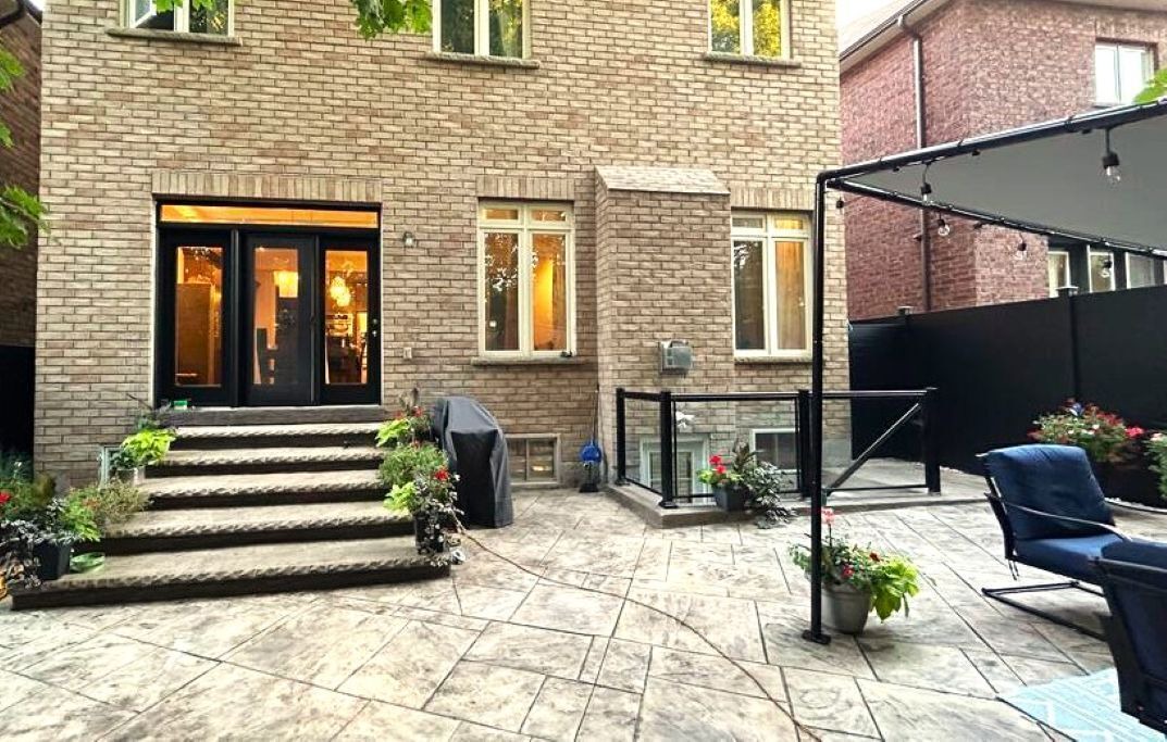 Photo of Patio Balcony in Richmond Hill
