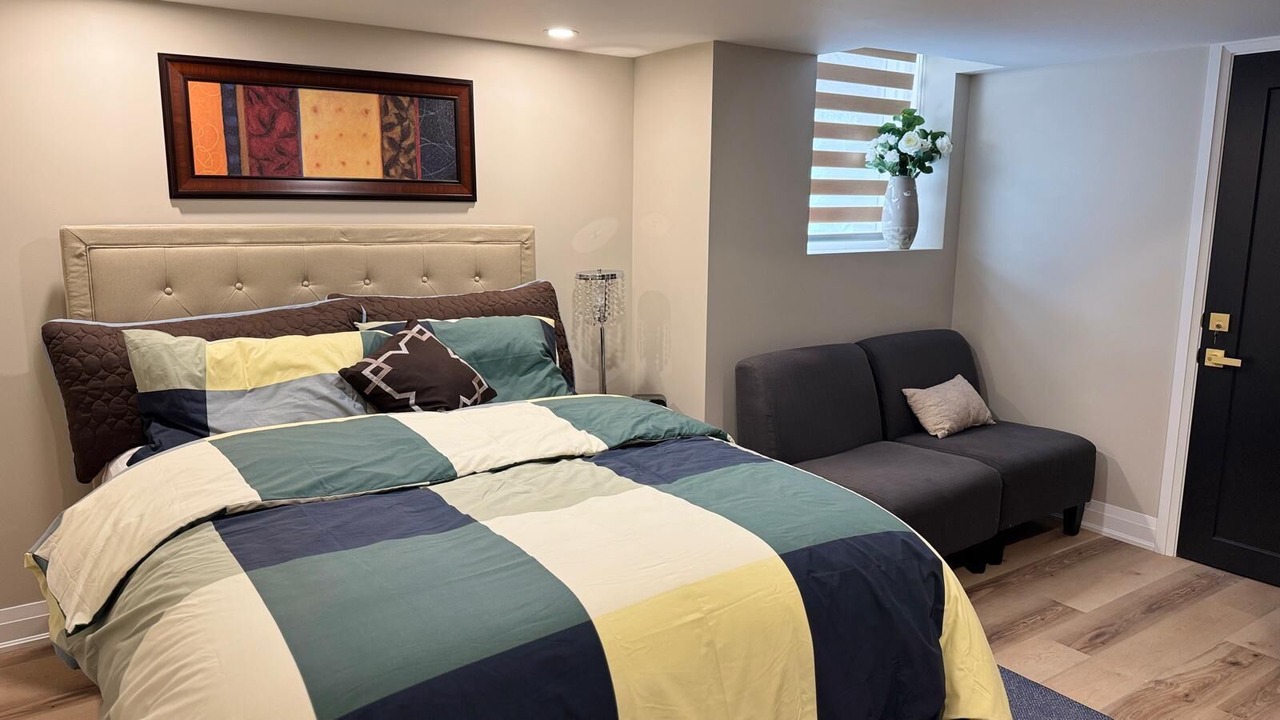 Photo of Bedroom in Richmond Hill