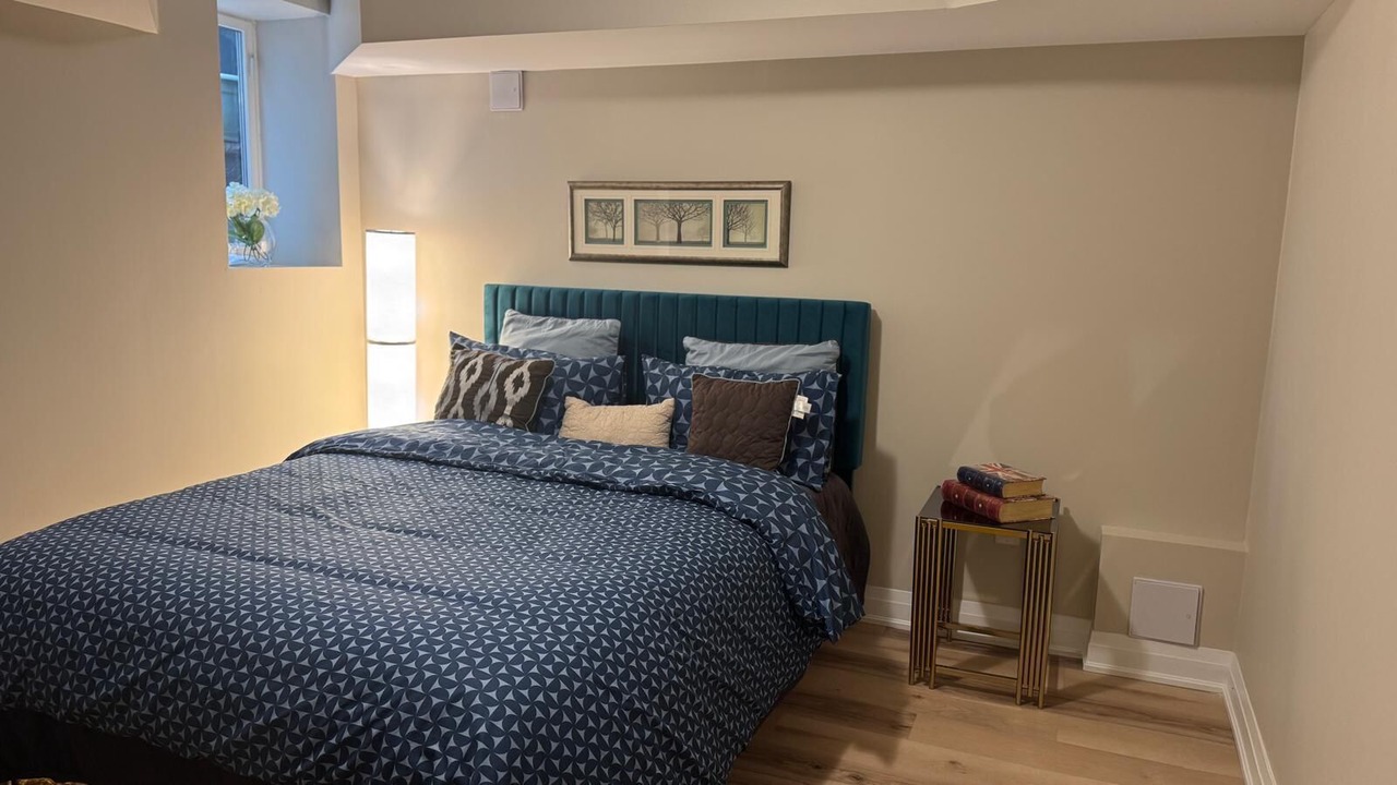 Photo of Bedroom in Richmond Hill