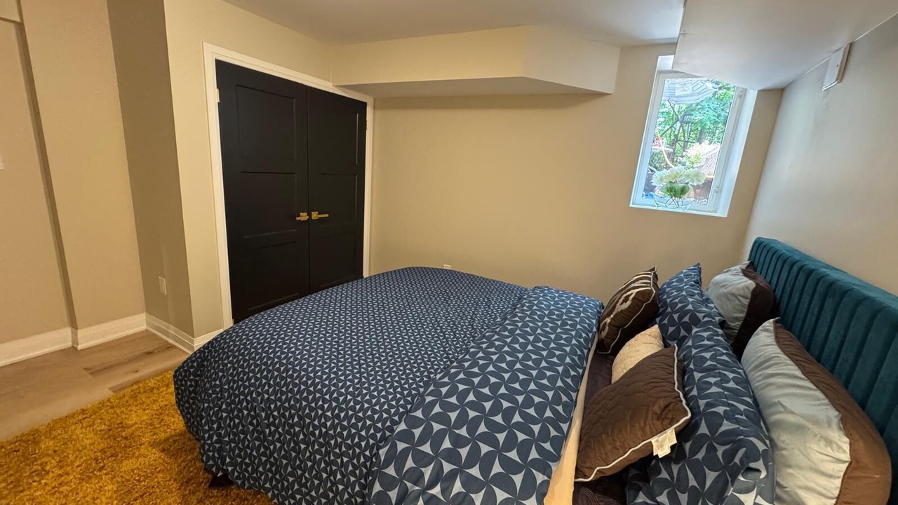Photo of Bedroom in Richmond Hill