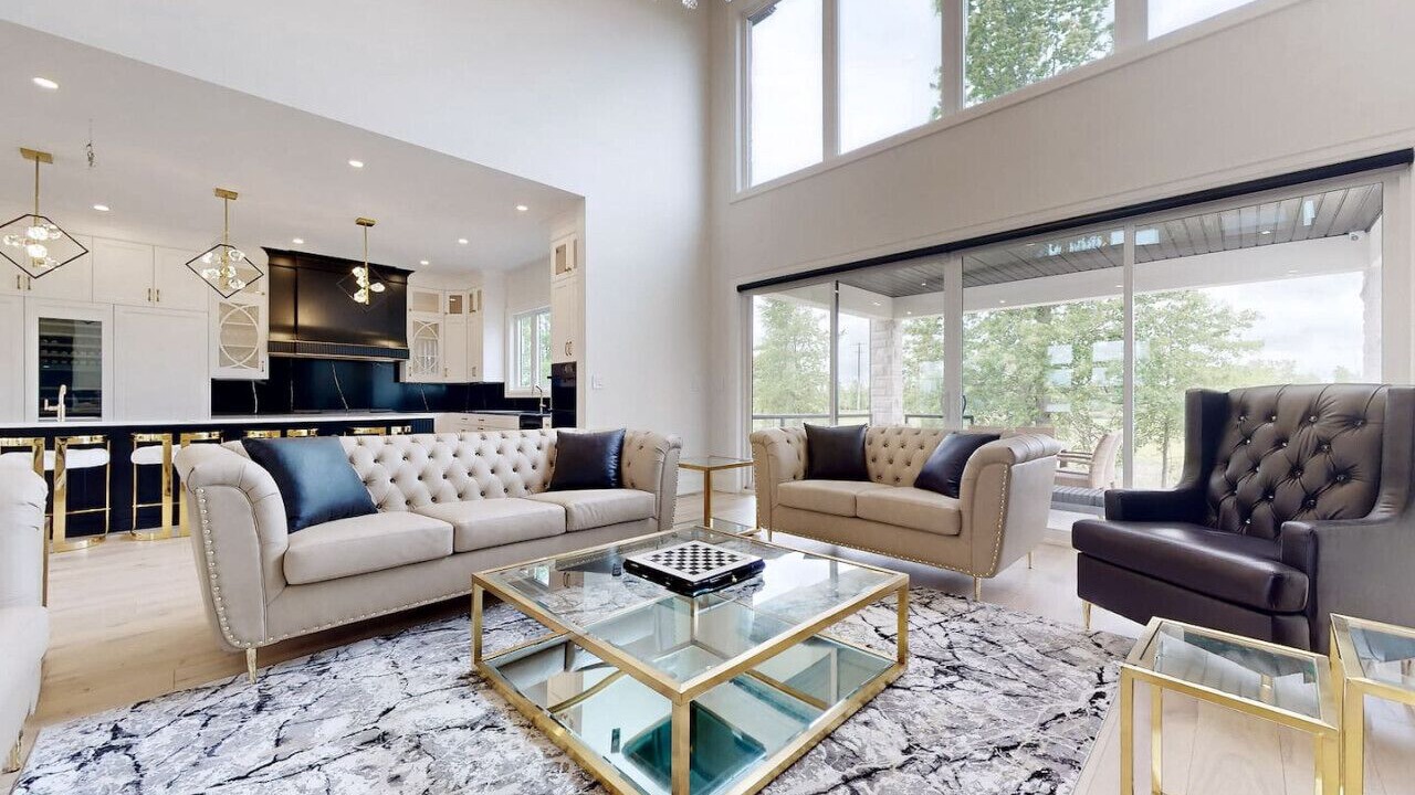 Photo of Livingroom in Fort Erie