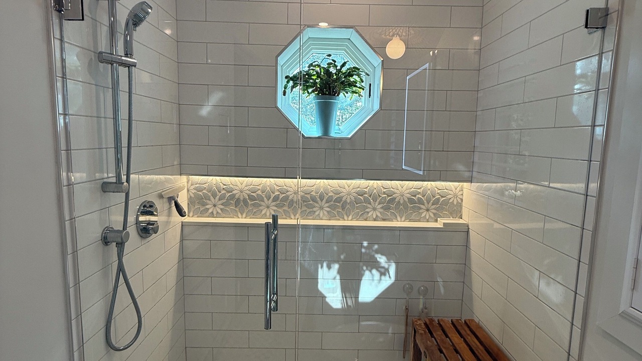 Photo of Bathroom in Severn Bridge