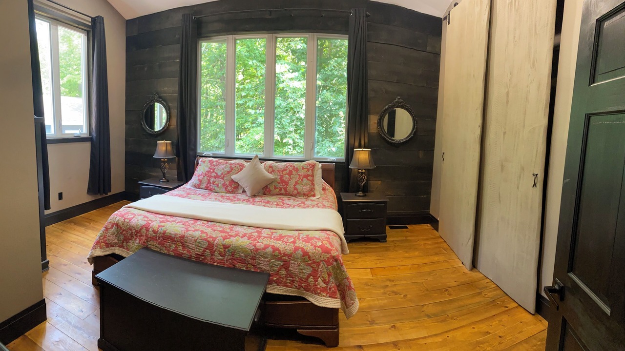 Photo of Bedroom in Unorganized Centre Parry Sound