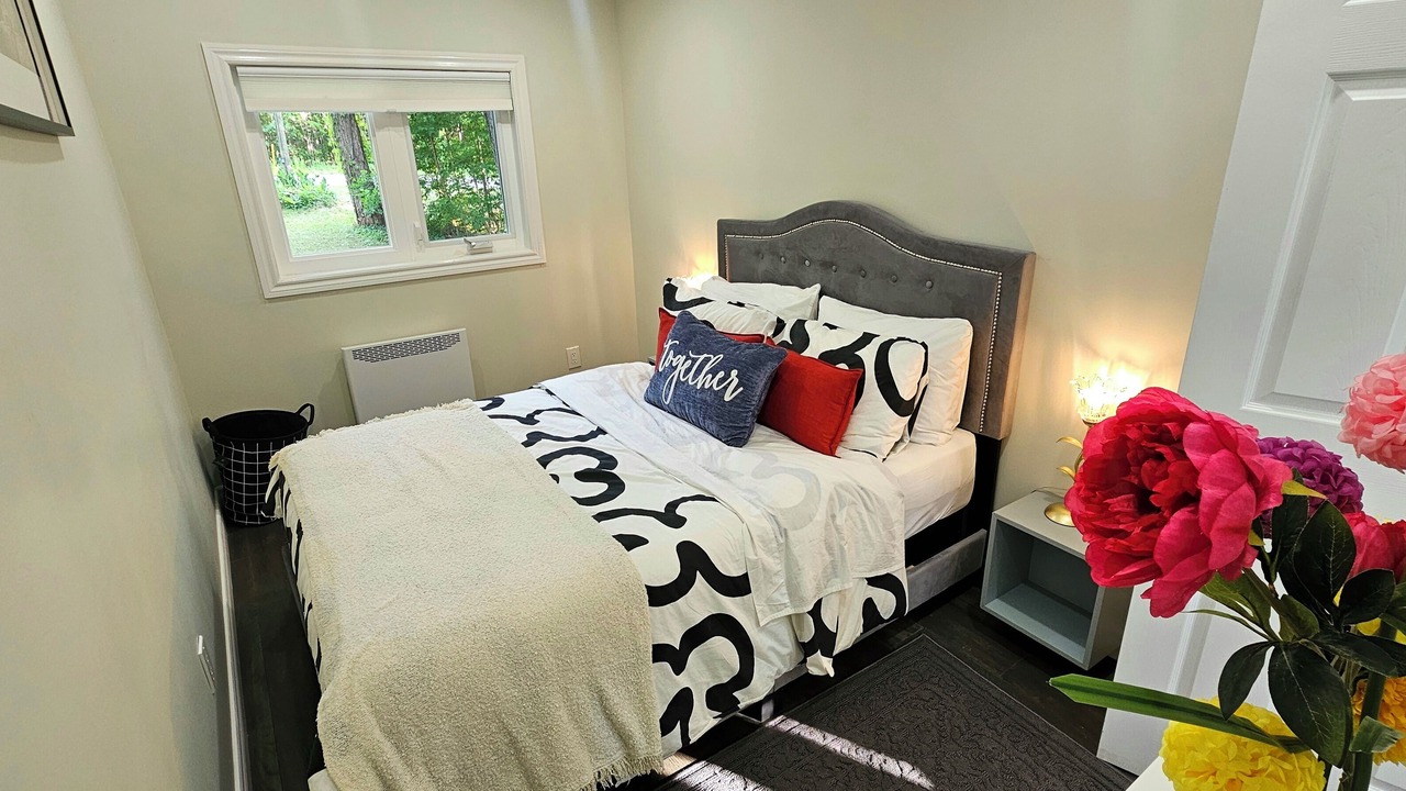 Photo of Bedroom in Washago