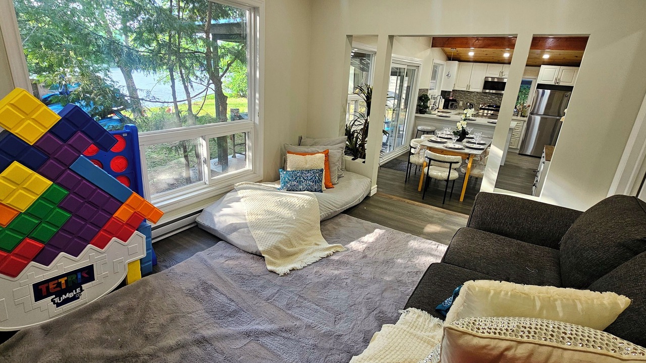 Photo of Livingroom in Washago