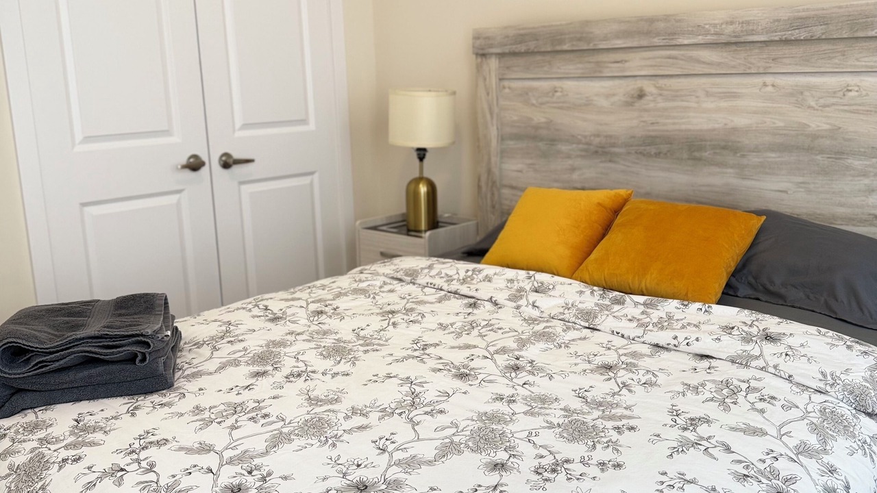 Photo of Bedroom in Oakville