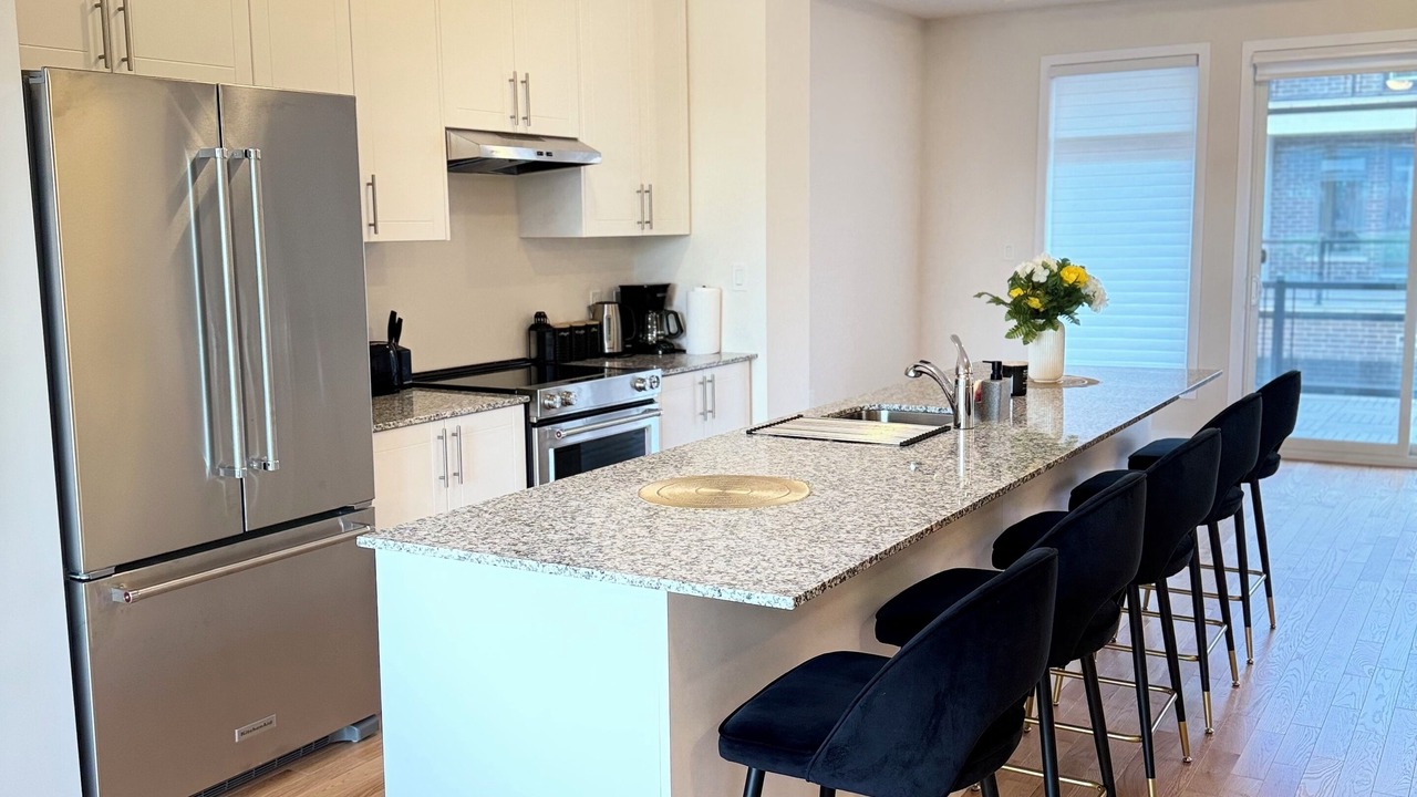 Photo of Kitchen in Oakville