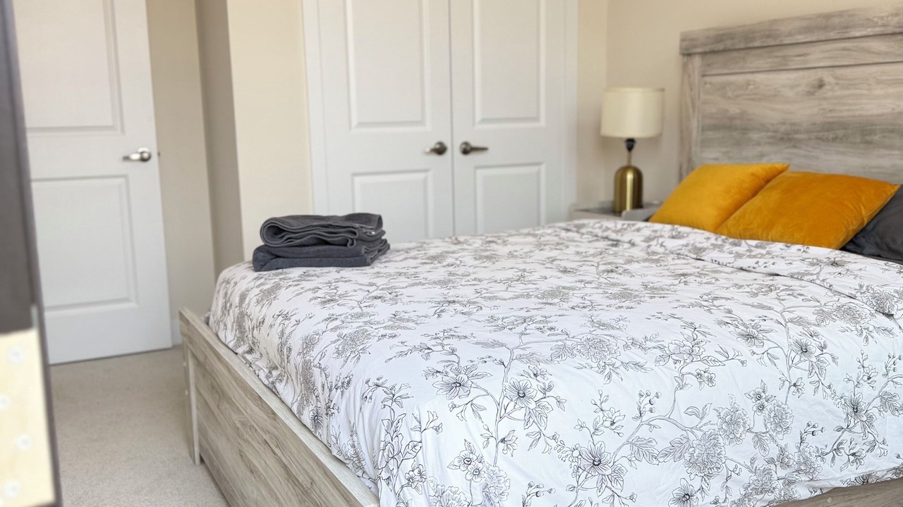 Photo of Bedroom in Oakville