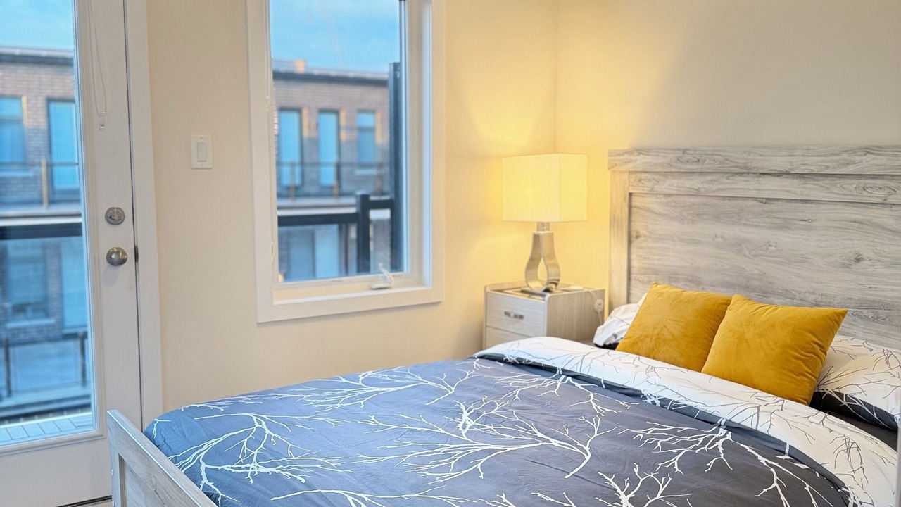 Photo of Bedroom in Oakville