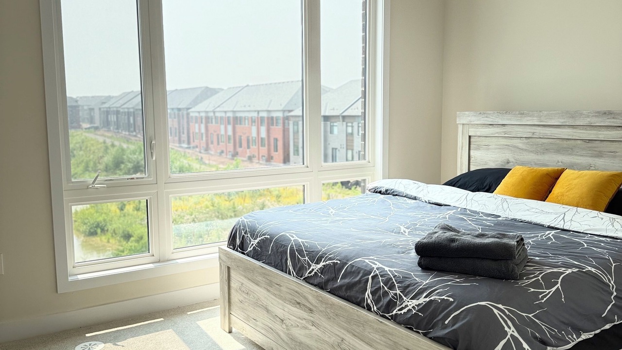 Photo of Bedroom in Oakville