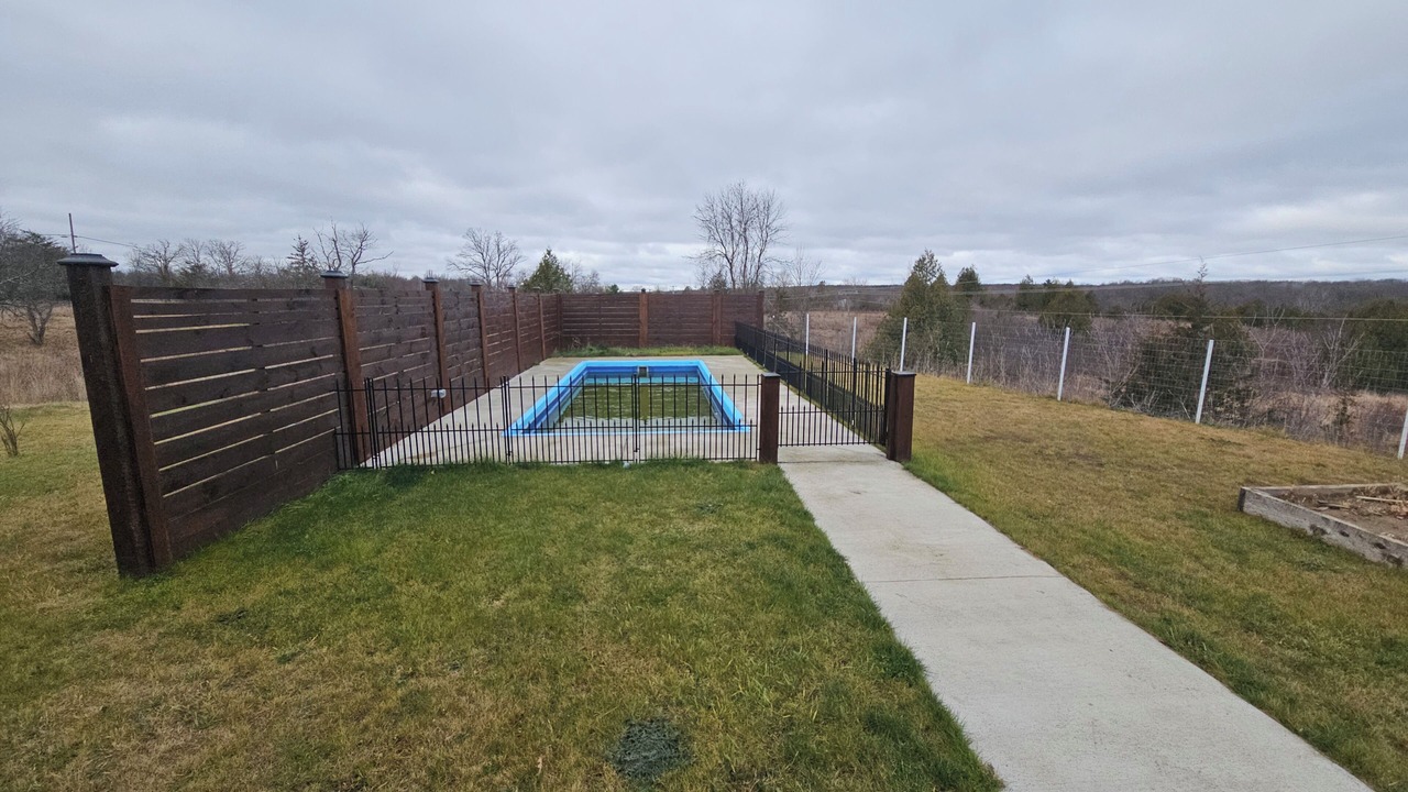 Photo of Outdoor in Stone Mills
