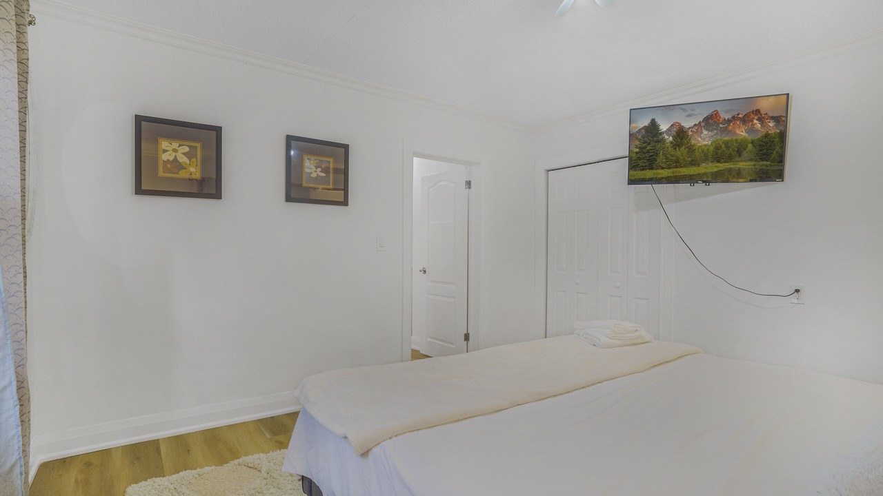 Photo of Bedroom in Thorold