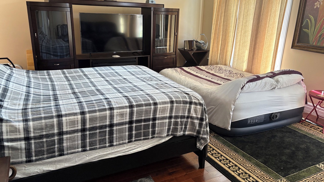Photo of Bedroom in Colborne