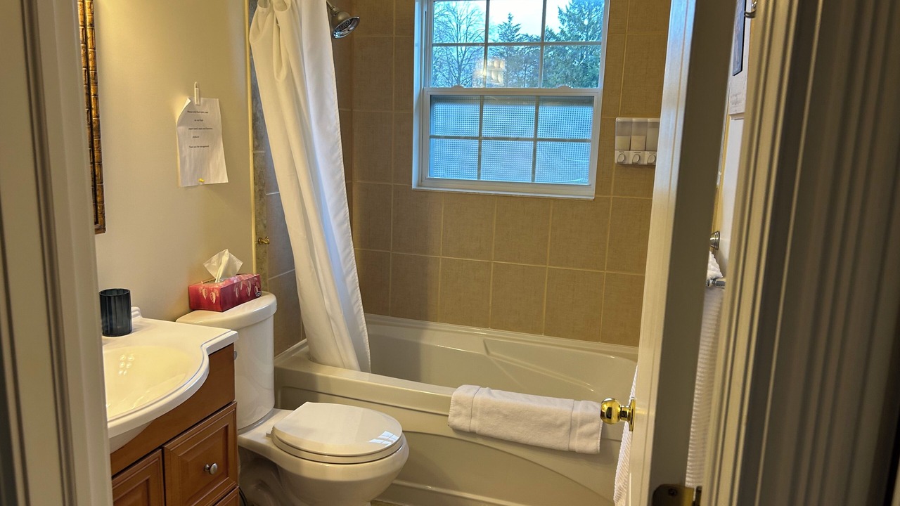 Photo of Bathroom in Colborne