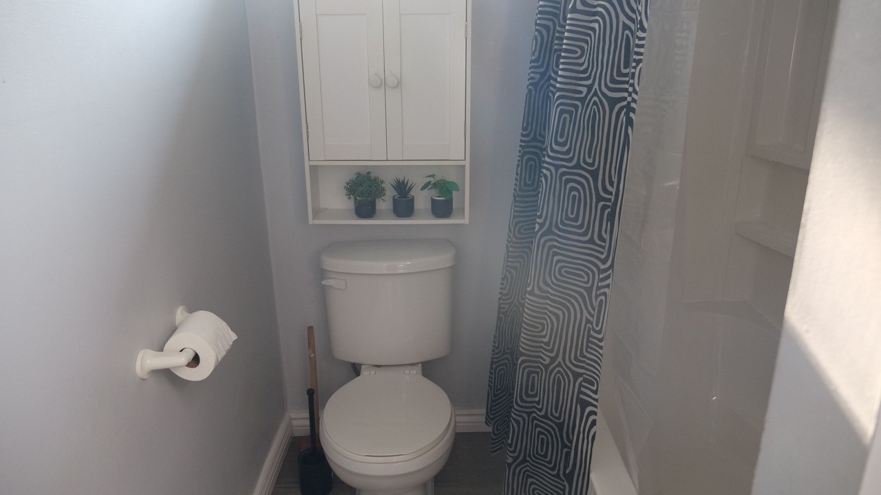 Photo of Bathroom in Amherstview