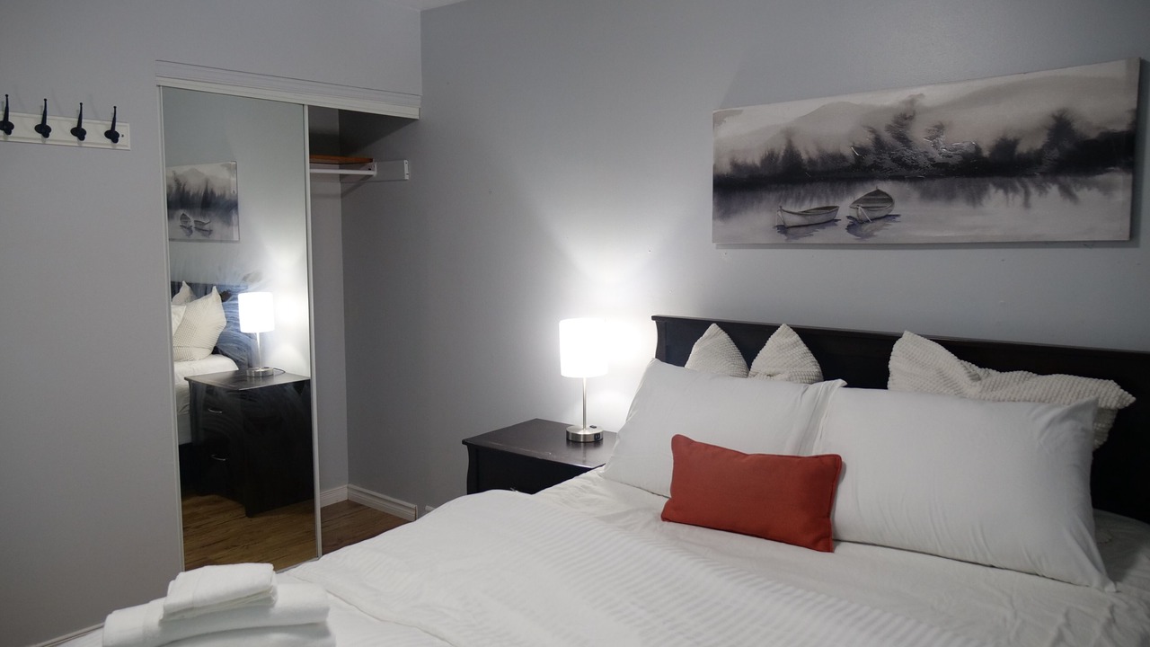 Photo of Bedroom in Amherstview