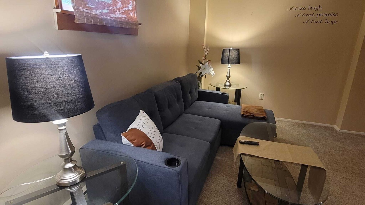 Photo of Livingroom in Chatham-Kent
