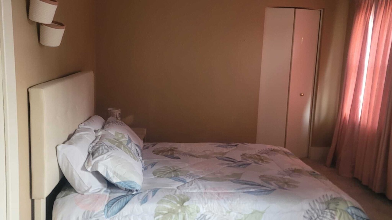 Photo of Bedroom in Chatham-Kent
