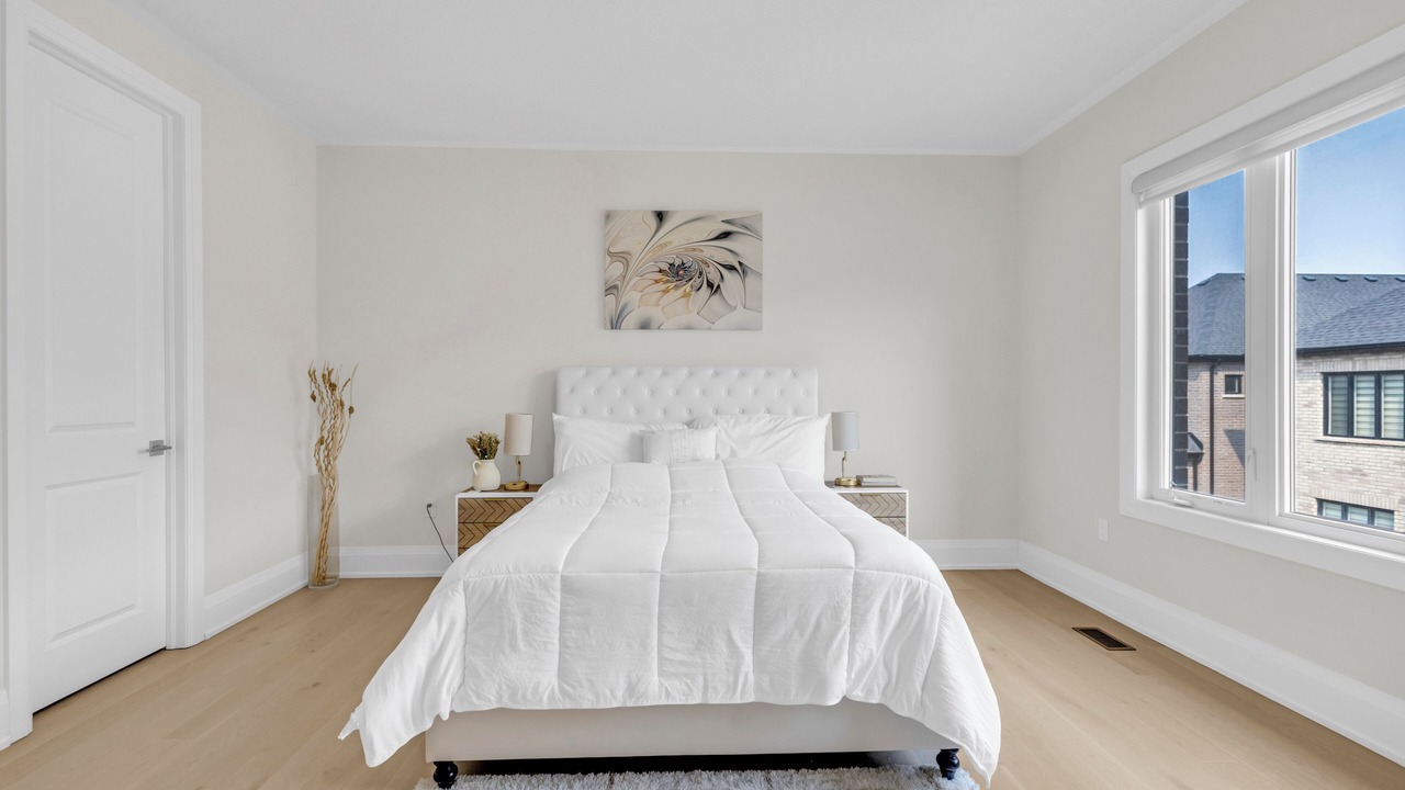 Photo of Bedroom in Oakville