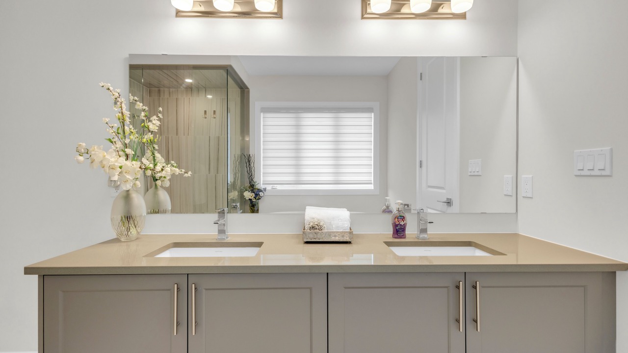 Photo of Bathroom in Oakville