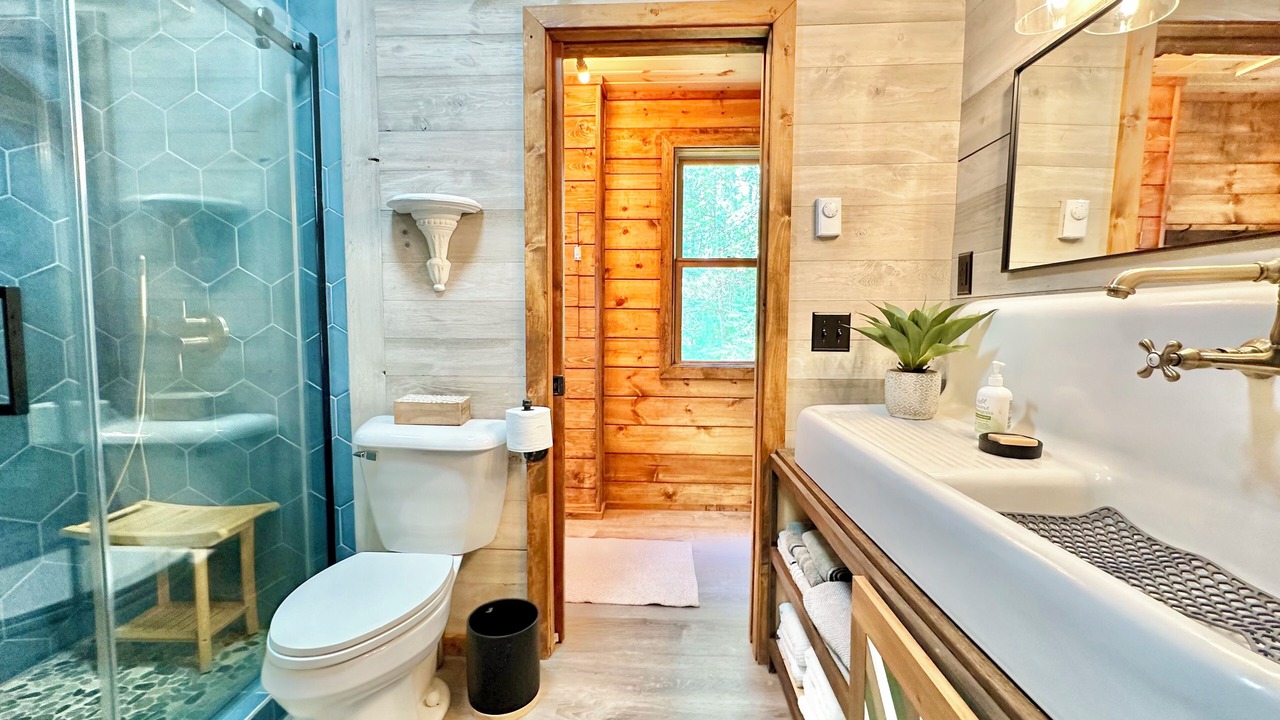 Photo of Bathroom in Aitkin