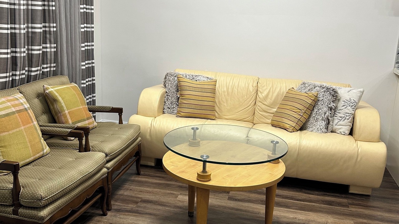 Photo of Livingroom in Durham Region