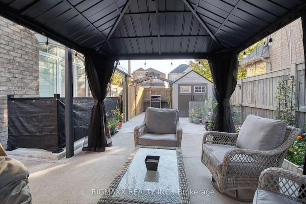 Photo of Patio Balcony in Brampton
